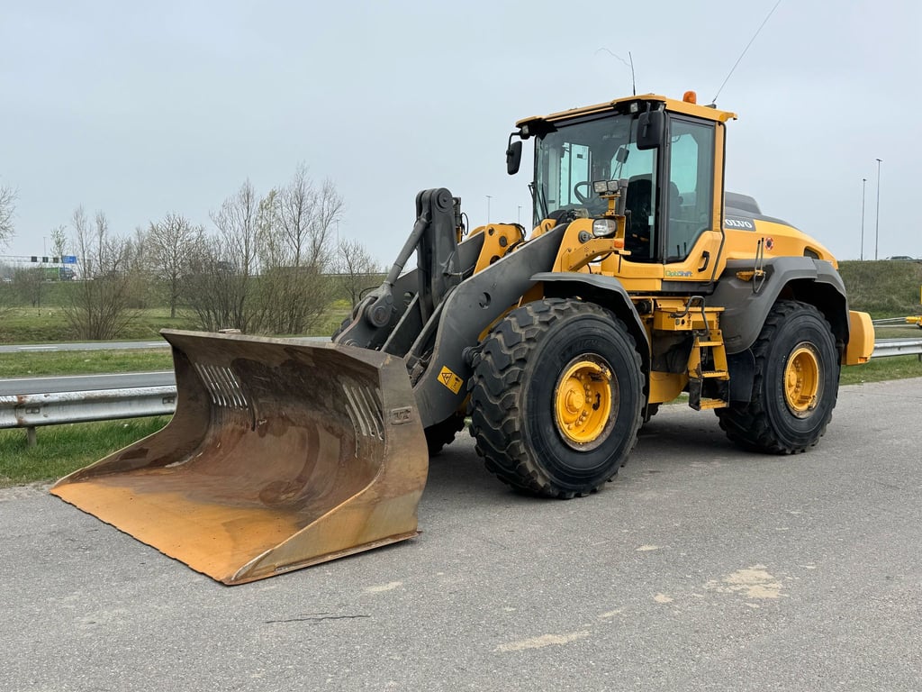 Volvo L110H 2014 00033300 L110H 2014 1 image 2