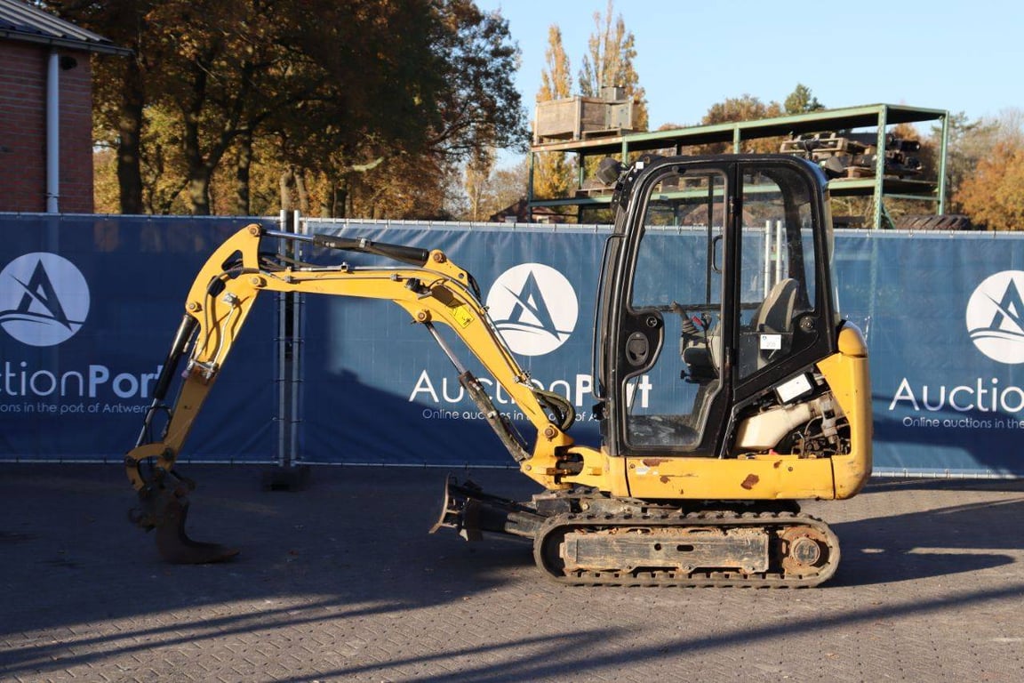 Rupsgraafmachine Caterpillar 301.7D Diesel 2018 2018 301.7D 2018 1 Crawler Excavators image 2