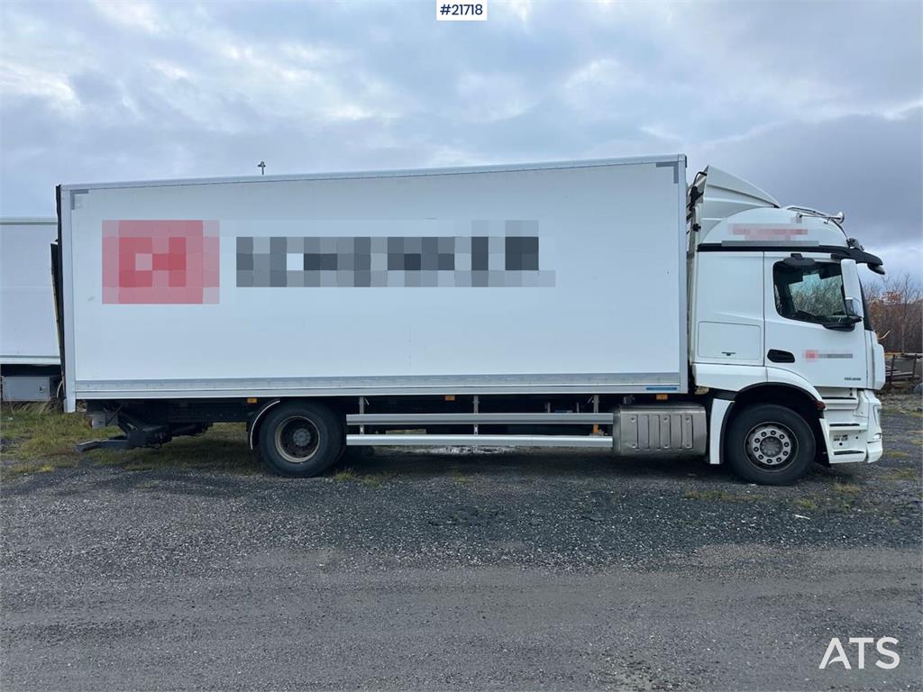 Mercedes-Benz Actros 1835 box truck w/ Full side opening, genera 2016 21718 Actros 1835 box w/ Full side opening, genera 2...