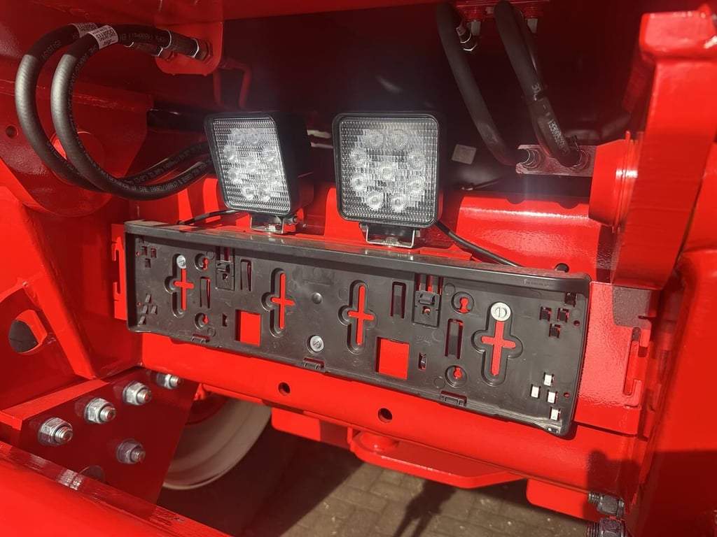 Heavy machinery product image - Image 13 of 15