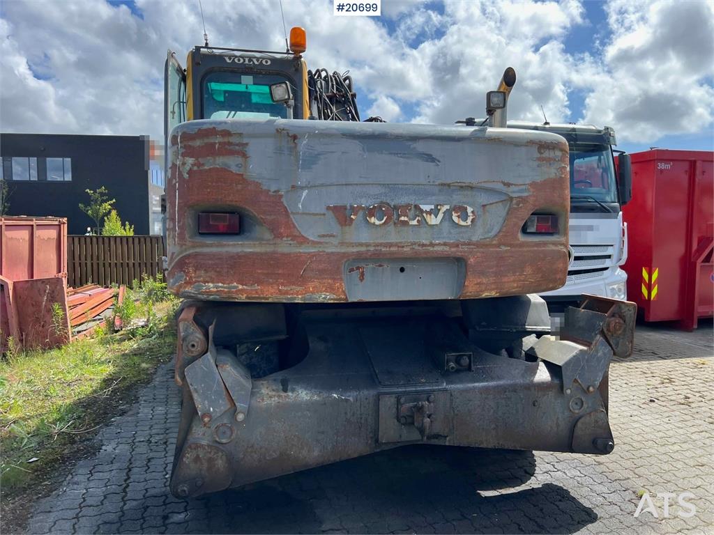 Volvo EW160B wheeled machine w/ support leg and shear 2004 20699 EW160B wheeled machine w/ support leg and shear 2004 1 Cr...