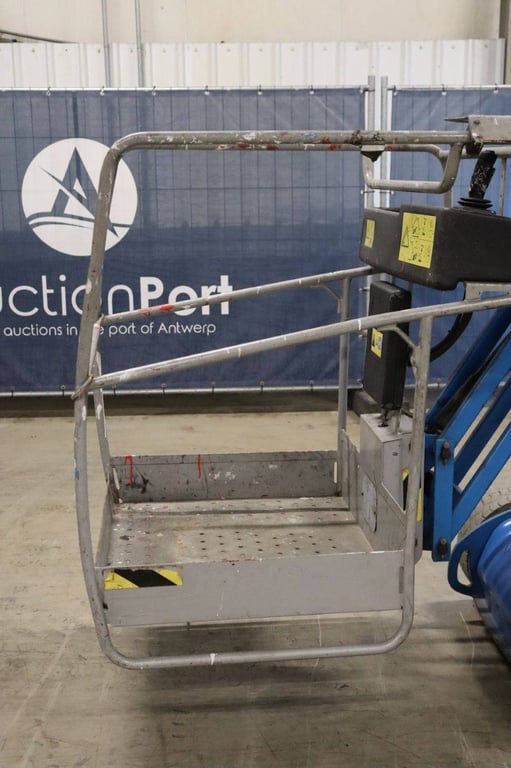 Genie GR26J Electric Mast Lift 9.90m 2016 2016 GR26J 2016 1 image 12