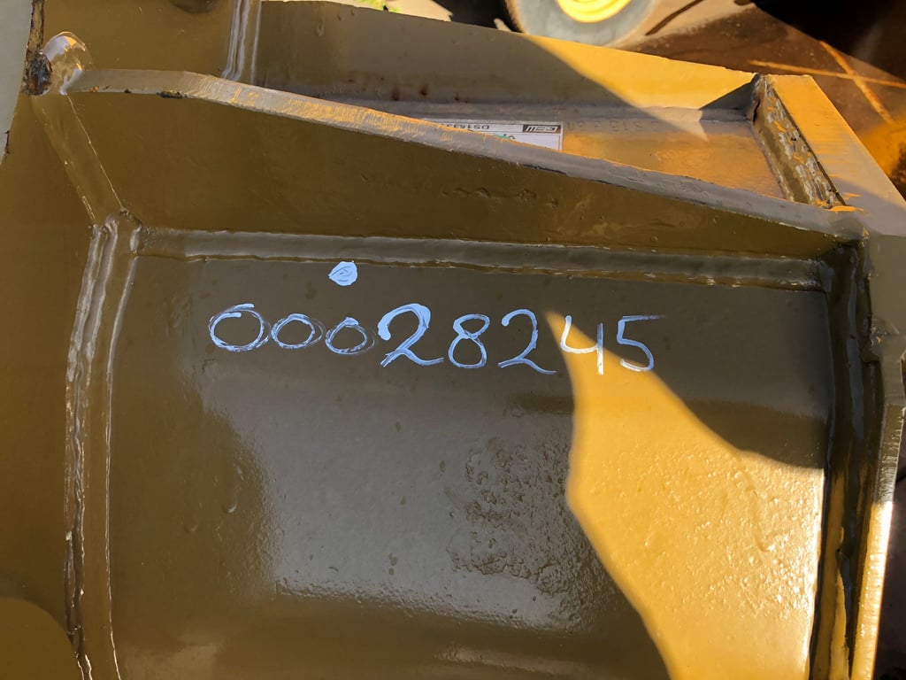 Caterpillar 325B 47 inch HDBucket 2021 00028245 325B 47 inch HDBucket 2021 0 image 6