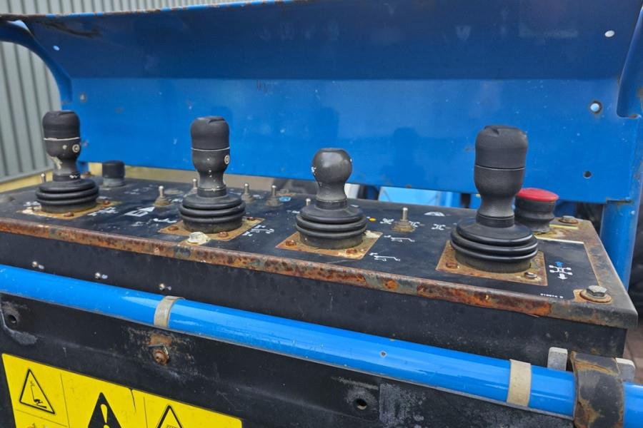 Genie ZX135/70 Diesel, 4x4x4 Drive, 43m Lifting Height, 2013 GENIE - ZX135/70 - 90346 ZX135/70 Diesel, 4x4x4 Drive, 43m Li...