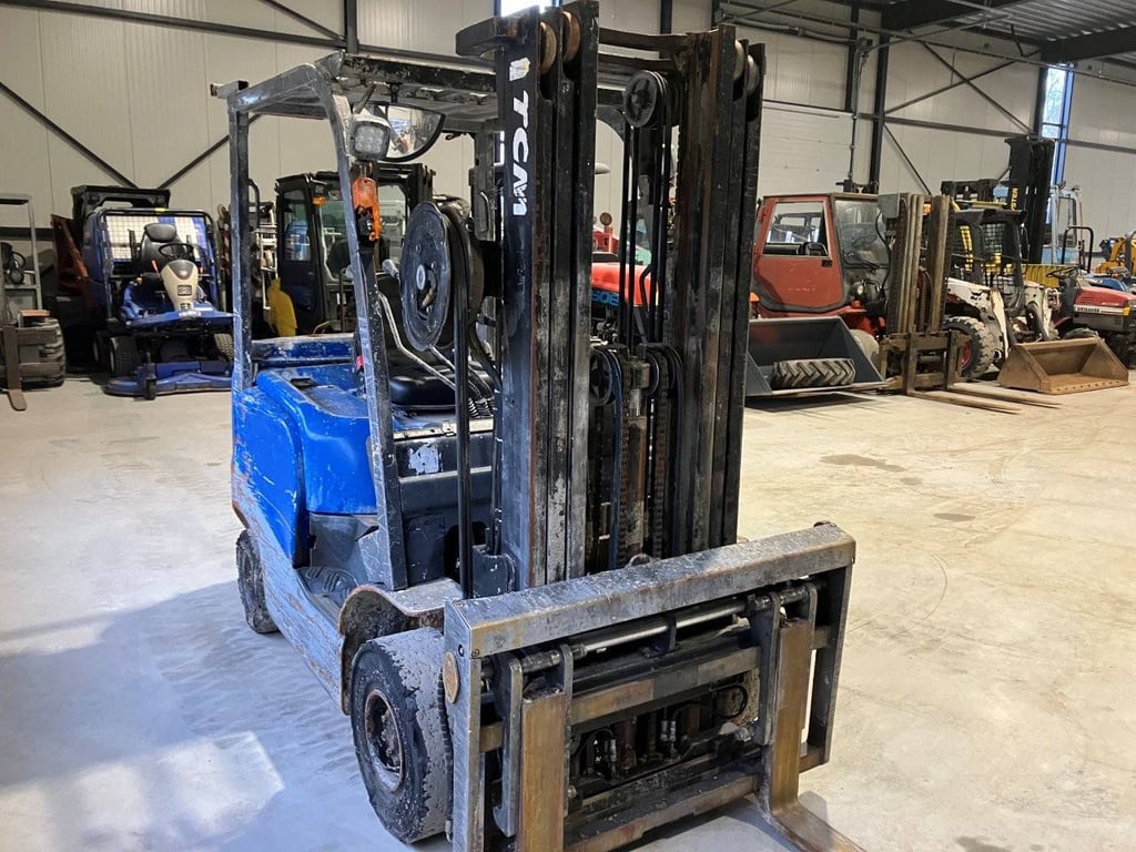 Forklift TCM FHD15T3 Diesel 1500kg 2011 2011 FHD15T3 2011 1 Forklift image 8