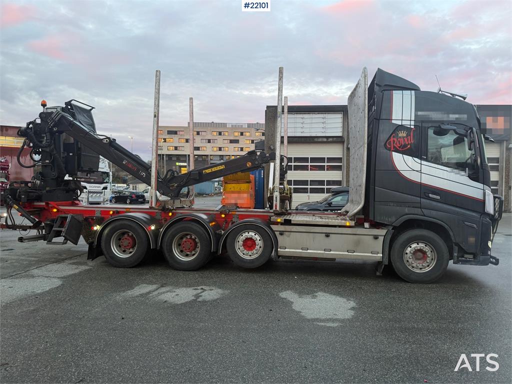 Volvo FH16 8x4 Globetrotter Royal timber truck w/Loglift 2023 22101 FH16 8x4 Globetrotter Royal timber truck w/Loglift 202...