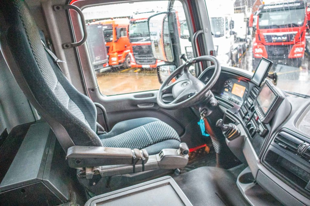 MERCEDES ACTROS 3344 AK - HMF1643 Z2 2010 E63212 ACTROS 3344 AK - HMF1643 Z2 2010 1 image 11