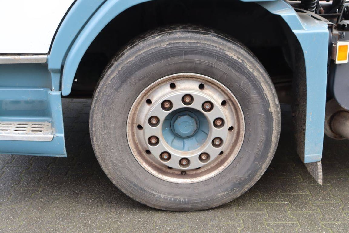 Chassis Cabin Volvo FM 390 Diesel 2008 2008 FM 390 2008 1 image 15