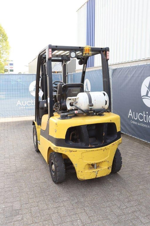 Forklift Yale GLP25VX F2170 LPG 2490kg 2011 2011 GLP25VX F2170 2011 1 Forklift image 4