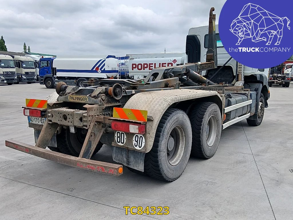 Renault Kerax 2010 TC84323 Renault Kerax 2010 1 image 2