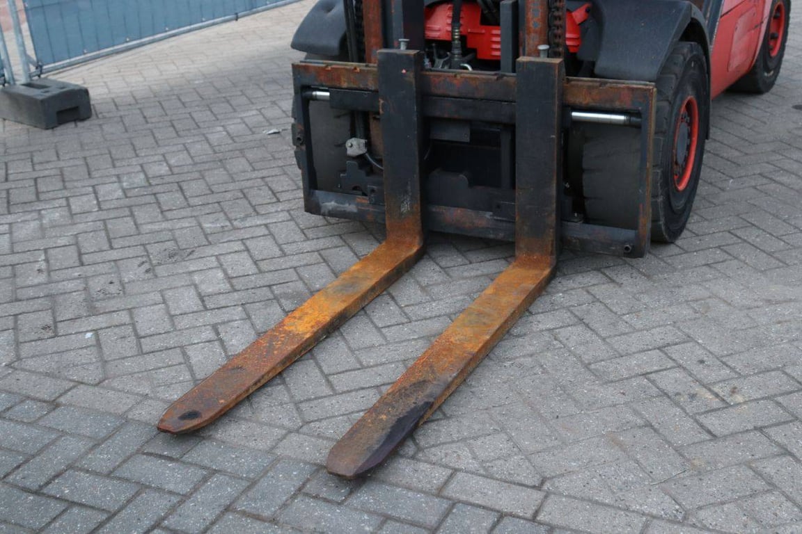 Forklift Fenwick-Linde H30D Diesel 3000kg 2007 2007 Fenwick-Linde H30D 2007 1 Forklift image 10