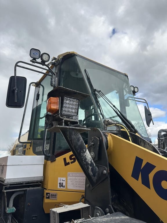 Heavy machinery product image - Image 15 of 15