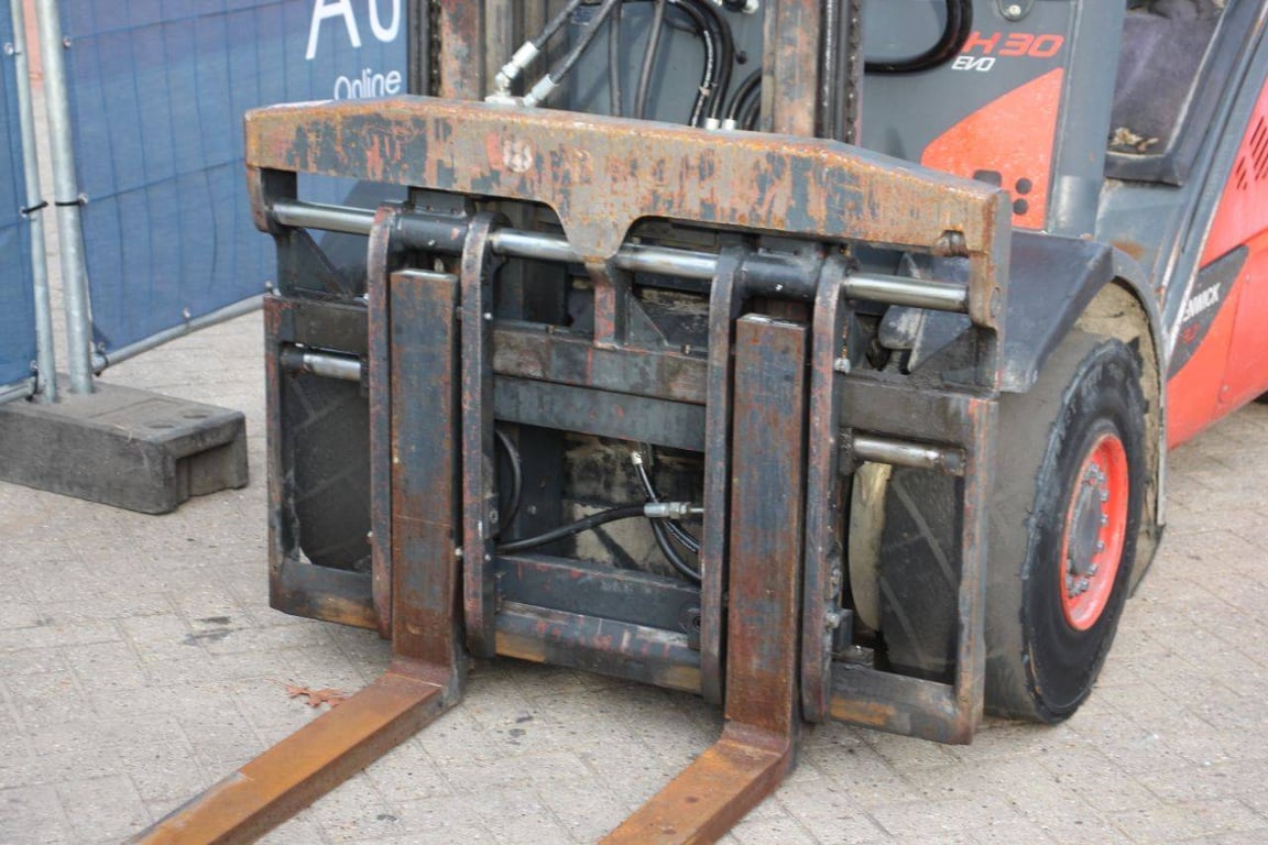 Forklift Fenwick H30 EVO Diesel 3000kg 4.5m 2014 2014 Fenwick H30 EVO 2014 1 Forklift image 10