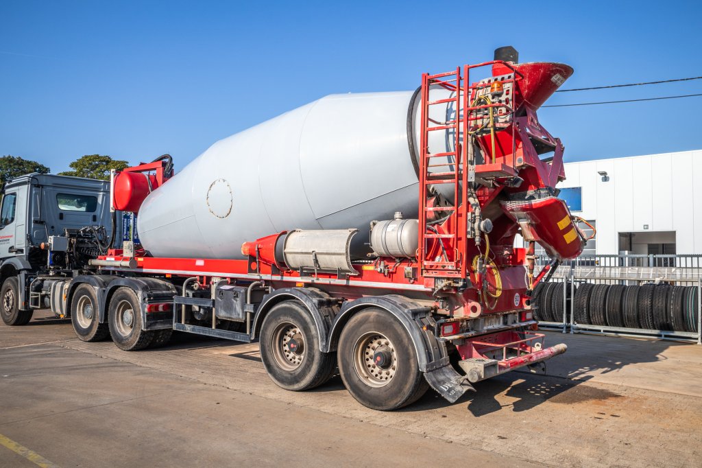 DE BUF BETON MIXER/MALAXEUR/MISCHER 12M3 2020 E62167 De Buf BETON MIXER/MALAXEUR/MISCHER 12M3 2020 1 image 4