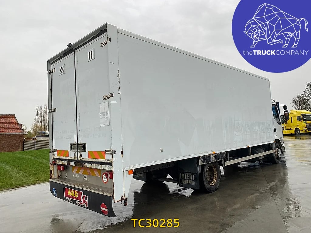 Renault Midlum 220 2003 TC30285 Renault Midlum 220 2003 1 image 4