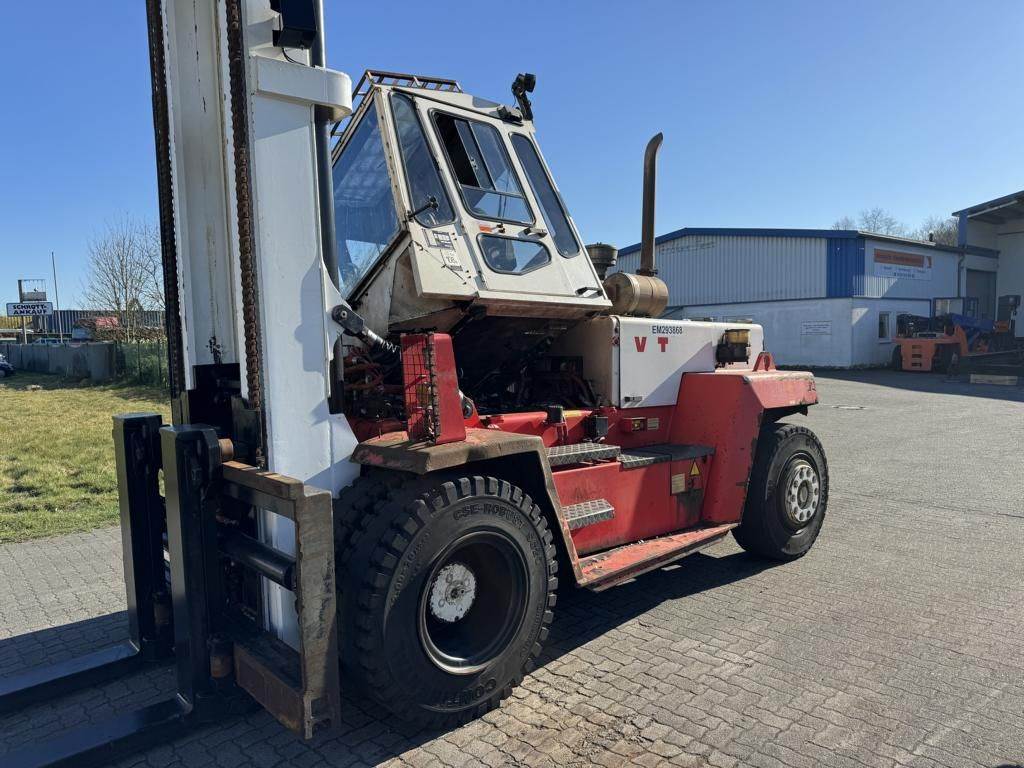 Svetruck 13.6-120-32 2016 D3923 Svetruck 13.6-120-32 2016 1 Forklift image 7