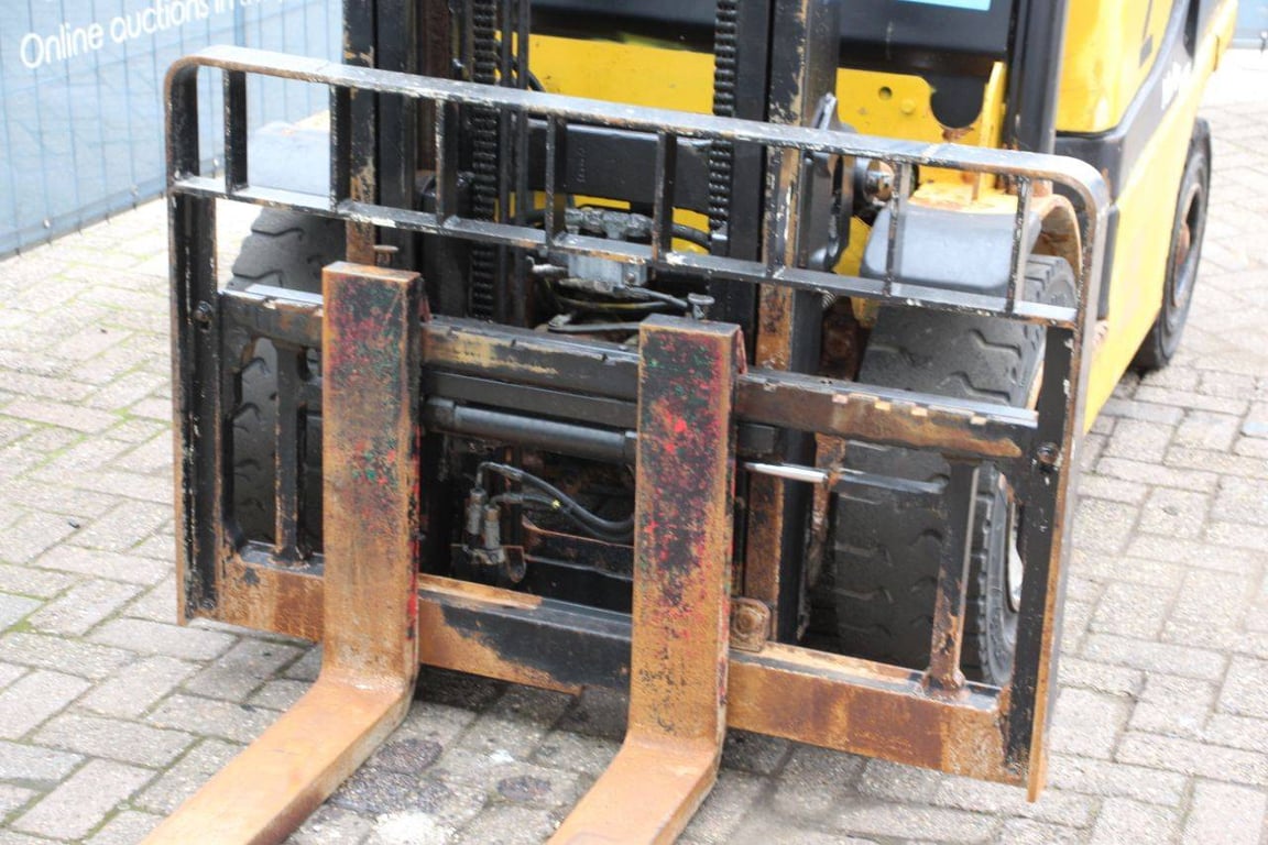 Heftruck Yale GDP30VX E2345 Diesel 2720kg 4.91m 2010 2010 GDP30VX E2345 2010 1 Forklift image 10