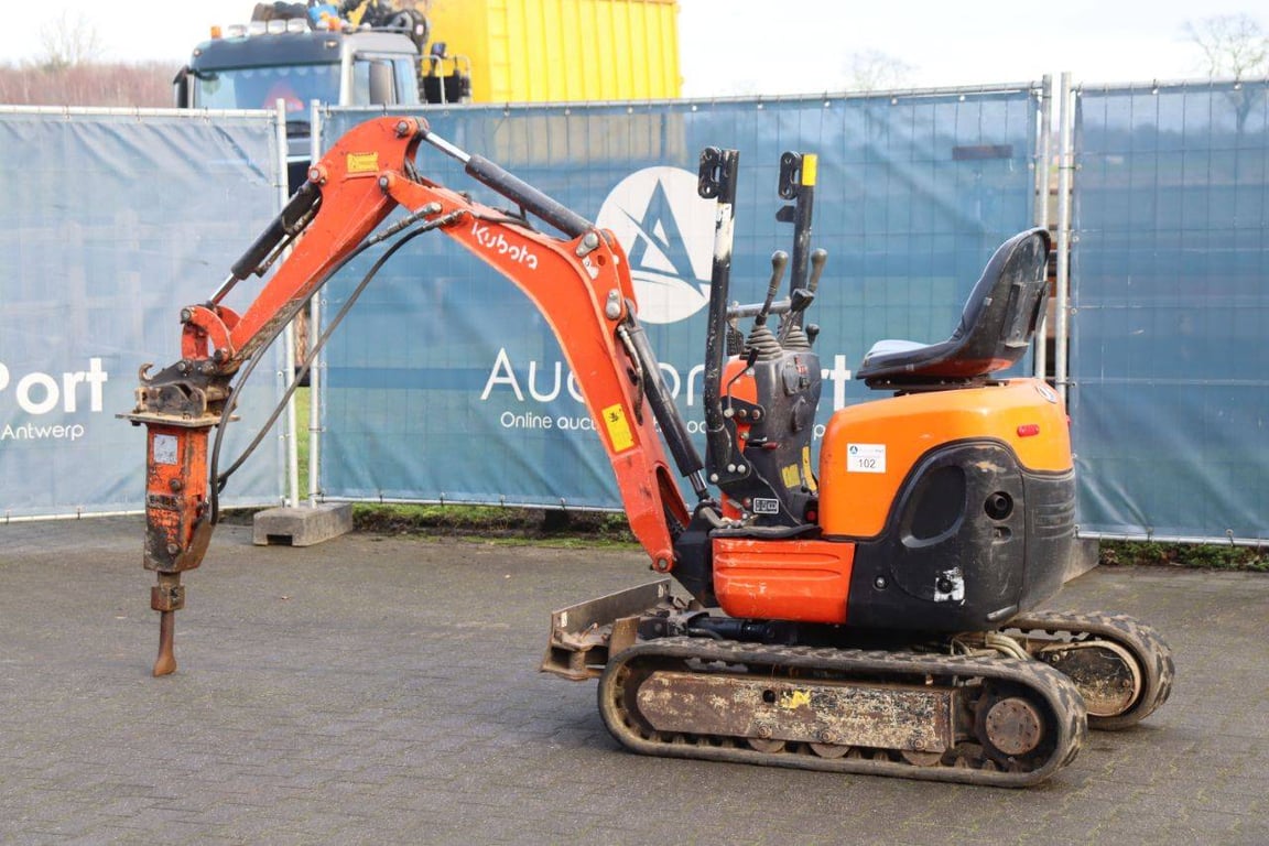 Mini excavator Kubota U-10-3 Diesel 2016 2016 U-10-3 2016 1 image 3