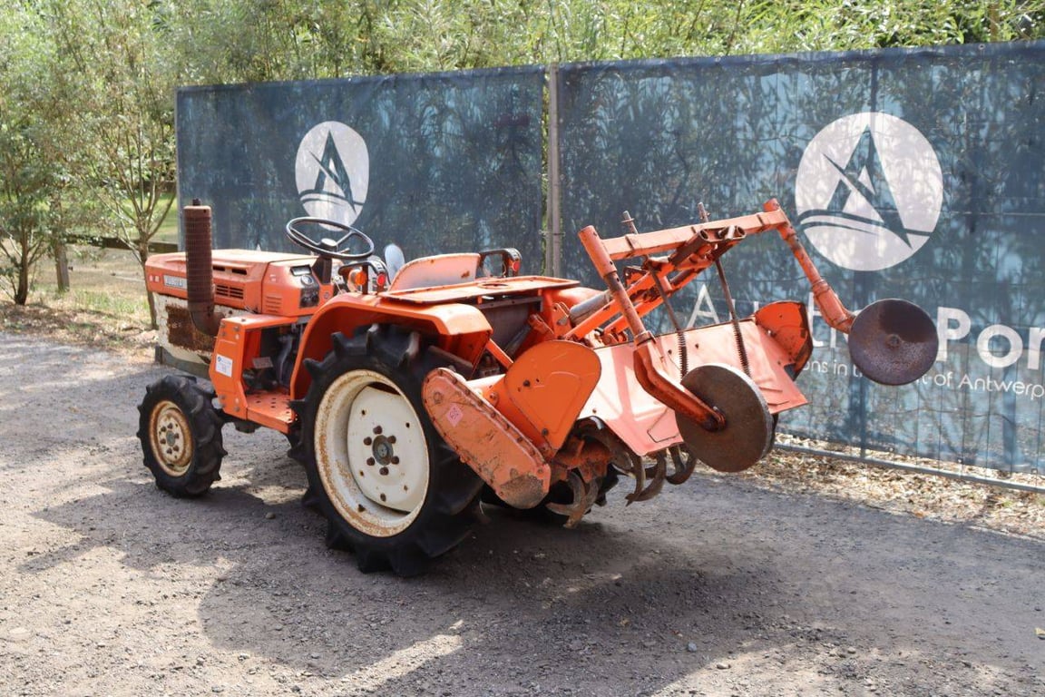 Mini tractor Kubota ZB1600 Diesel 16hp ZB1600 1 image 4