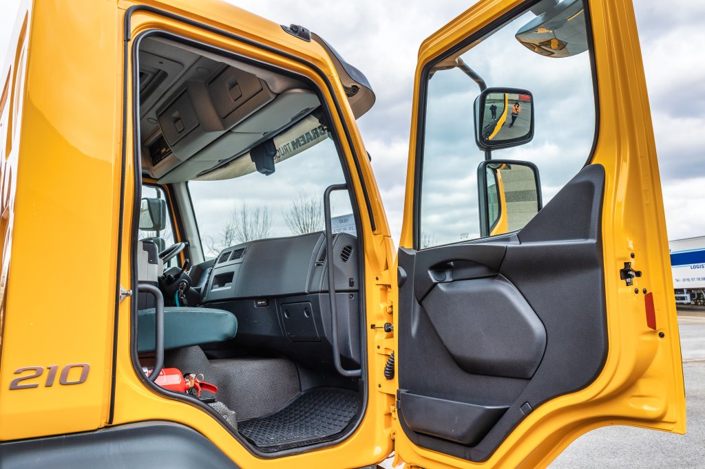 VOLVO FL 210+PK 7001 K - 6340 Km's 2021 E61475 FL 210+PK 7001 K - 6340 Km's 2021 1 image 8