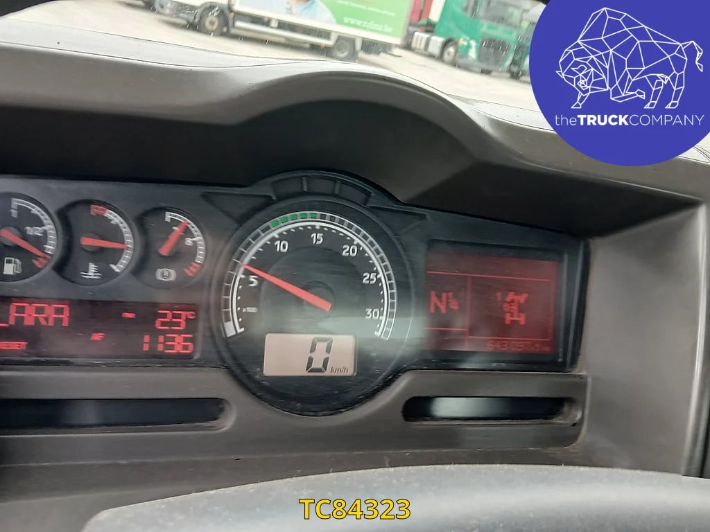 Renault Kerax 2010 TC84323 Renault Kerax 2010 1 image 4