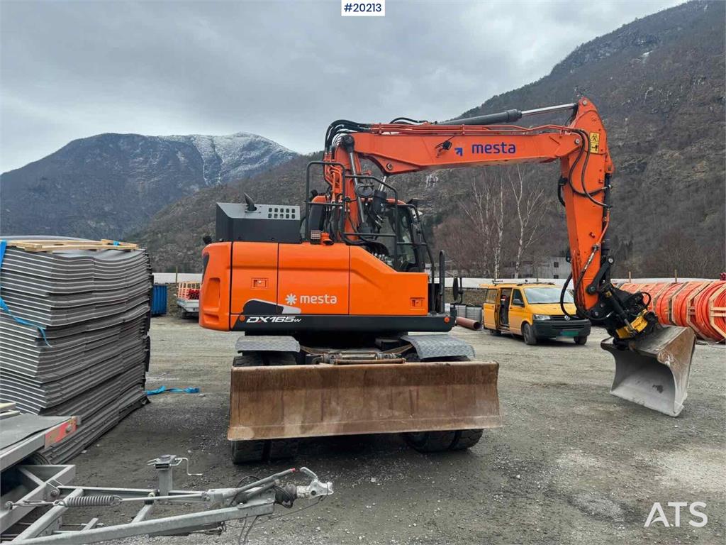 Doosan DX165W-5 wheeled machine w/ K80 hitch with electri 2018 20213 DX165W-5 wheeled machine w/ K80 hitch with electri 20...