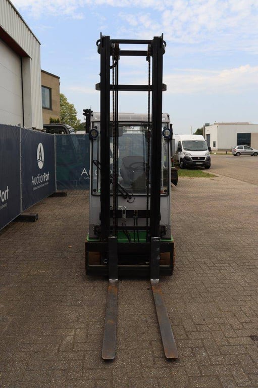CESAB B420 Electric Forklift 2000kg 2017 2017 Cesab B420 2017 1 Forklift image 8