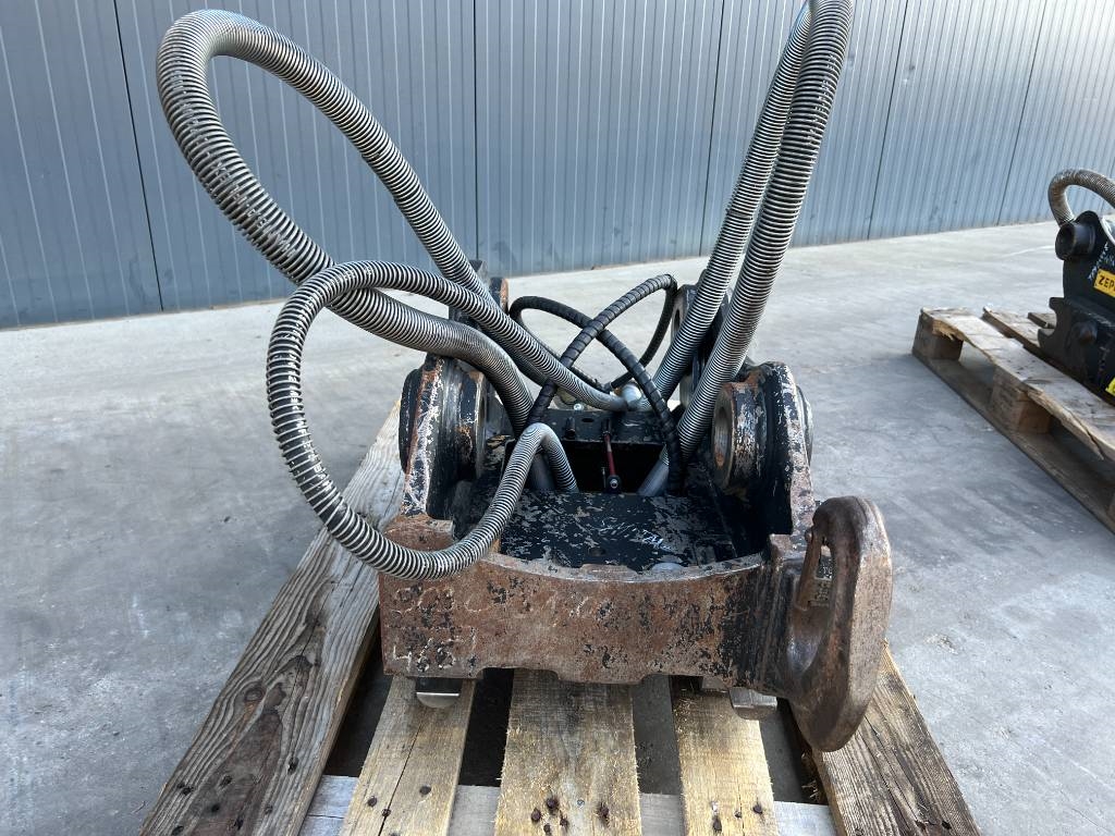 OilQuick OQ65 - M314F / M316F / M318F 2018 907481 OilQuick OQ65 - M314F / M316F / M318F 2018 1 image 2