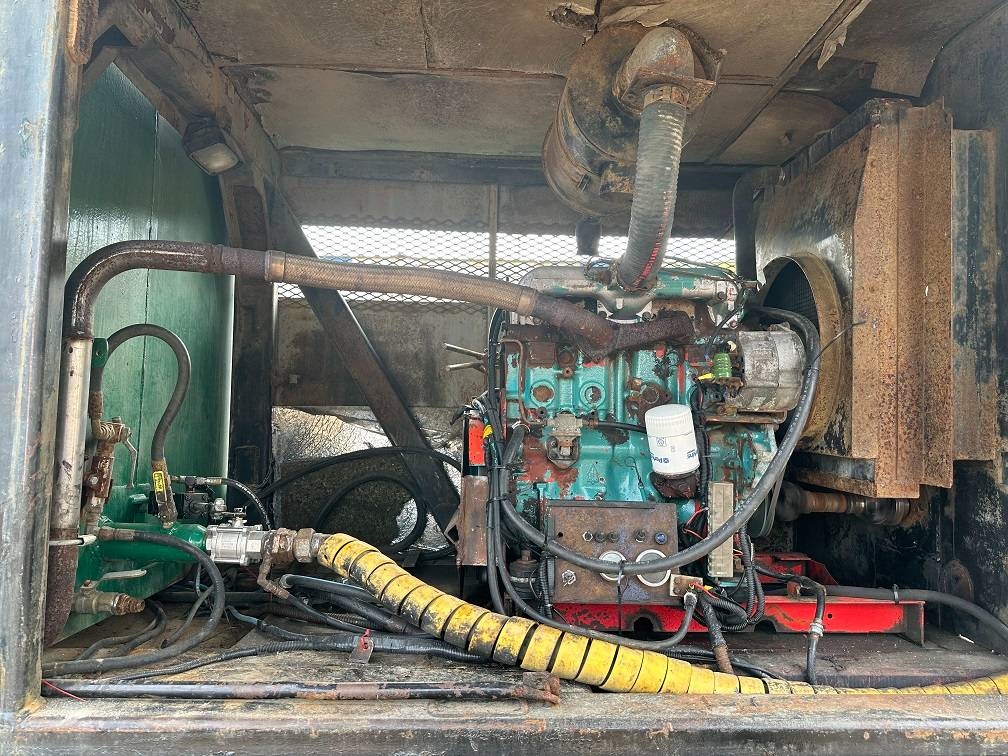 Volvo terberg fm1350 waterdrill 500m mudpump 2000 5232 terberg fm1350 waterdrill 500m mudpump 2000 1 image 11