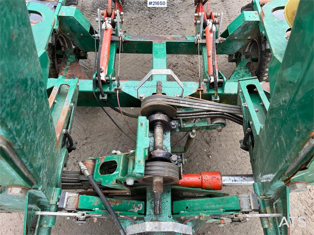 Wessex RMX560 lawn mower 2013 21650 Wessex RMX560 lawn mower 2013 1 image 15