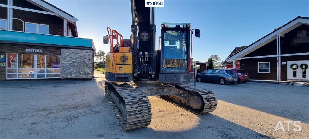 Volvo ECR235 EL excavator w/ digging bucket, sanding buc 2025 21868 ECR235 EL excavator w/ digging bucket, sanding buc 202...