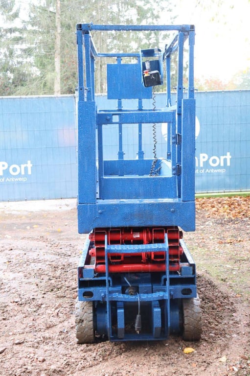 Scissor lift Genie GS-1532 Electric 6.6m 2014 2014 GS-1532 2014 1 Scissor Lifts image 5