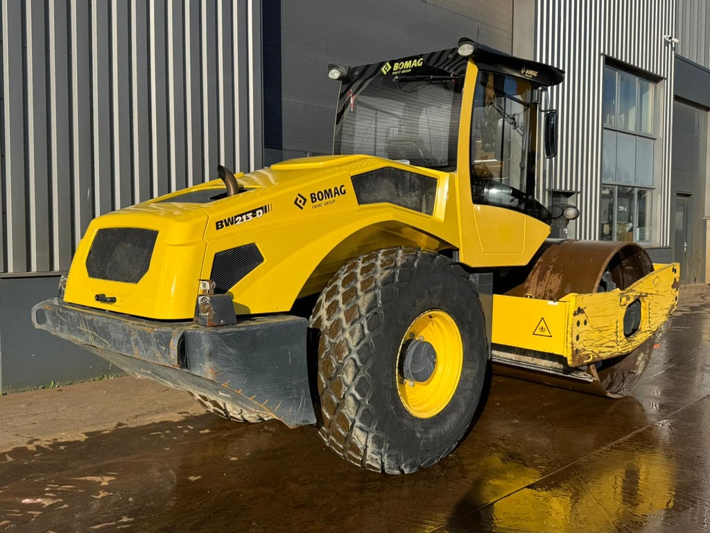 Bomag BW213D-5 2017 00033757 BW213D-5 2017 1 image 5