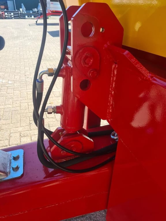 Heavy machinery product image - Image 11 of 15