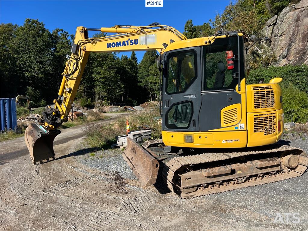 Komatsu PC78us Excavator w/ Rototilt, sanding bucket, narr 2015 21416 PC78us Excavator w/ Rototilt, sanding bucket, narr 2...