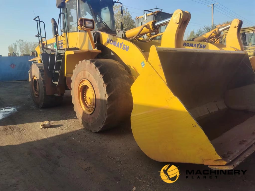 WA500-6 Komatsu good quality for sale Made in Japan WA500-6 2018 1 Wheel Loaders image 3