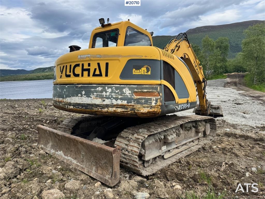 Yuchai YC85-8 Crawler excavator w/ Bucket. 3200 hours. 2008 20710 Yuchaï YC85-8 Crawler excavator w/ Bucket. 3200 hours. 2...