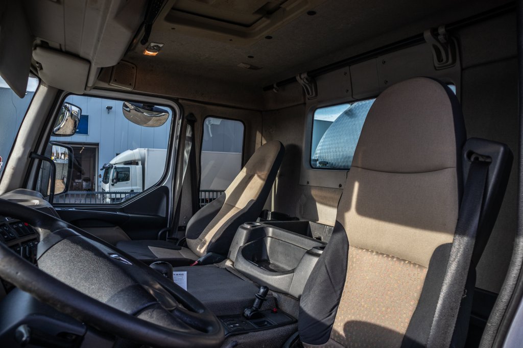 RENAULT KERAX 380+MAGYAR INOX 11000L/3COMP./MELK/LAIT/MILCH 2012 E61448 Renault KERAX 380+MAGYAR INOX 11000L/3COMP./MELK/L...