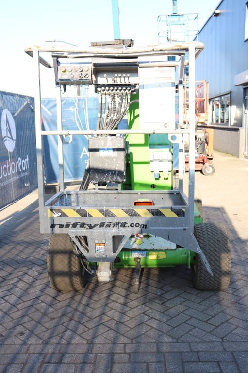 Niftylift HR12NDE Hybrid 12m Articulated Boom Lift 2016 2016 Niftylift HR12NDE Mktb 2016 1 image 8