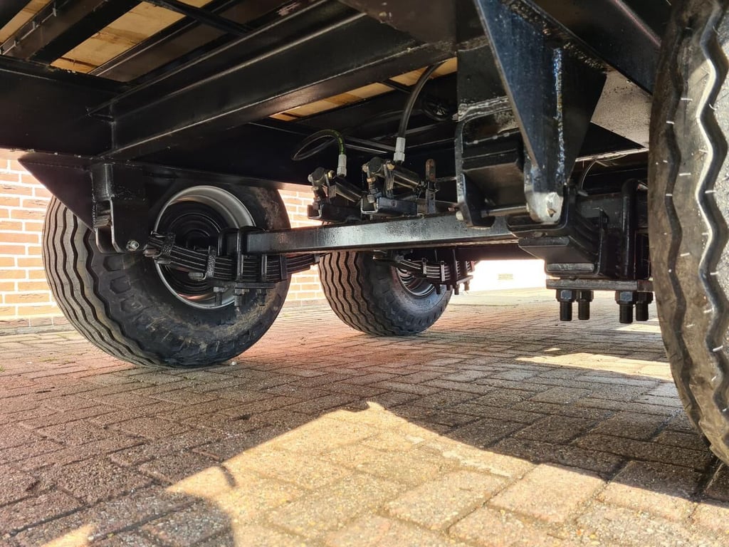 Heavy machinery product image - Image 9 of 13