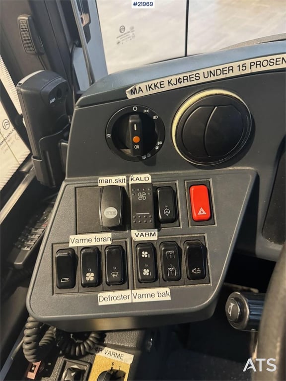 Golden Dragon Pivot EV Electric Bus 2019 21969 GOLDEN Dragon Pivot EV Electric Bus 2019 1 image 15