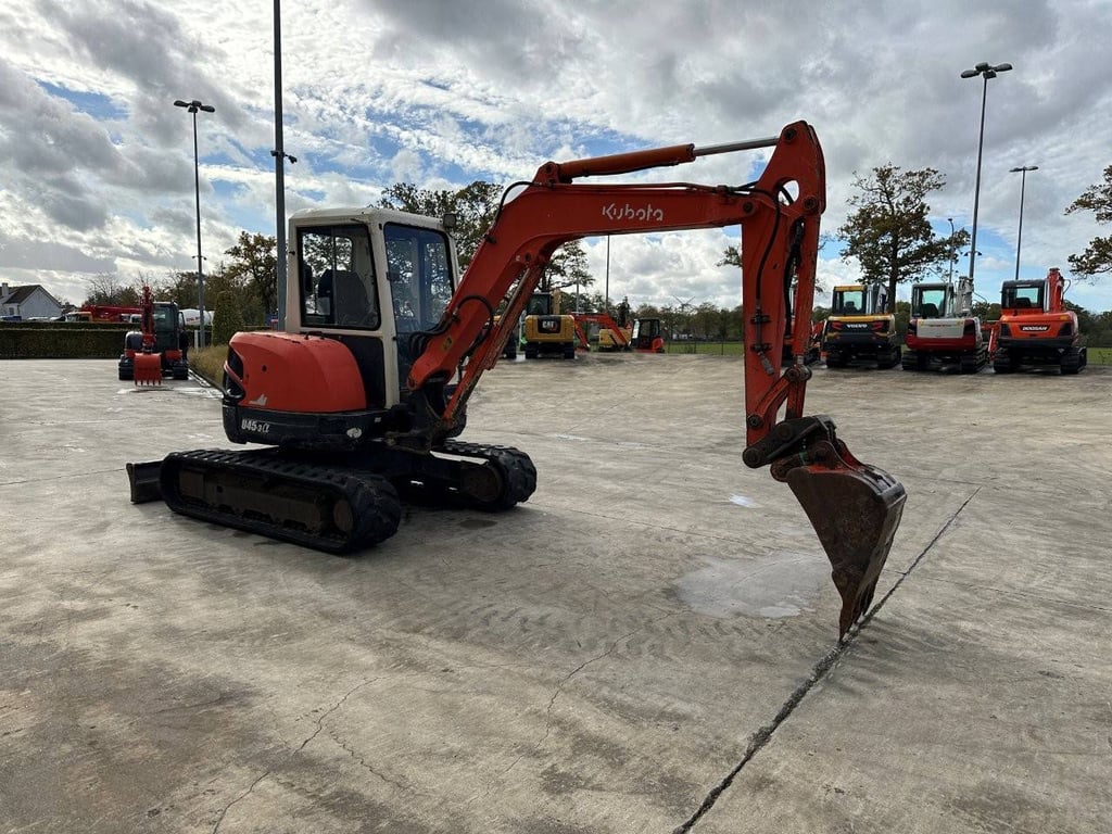 Kubota U-45-3 Diesel 29.4kW Crawler Excavator 2005 2005 U-45-3 2005 1 Crawler Excavators image 3