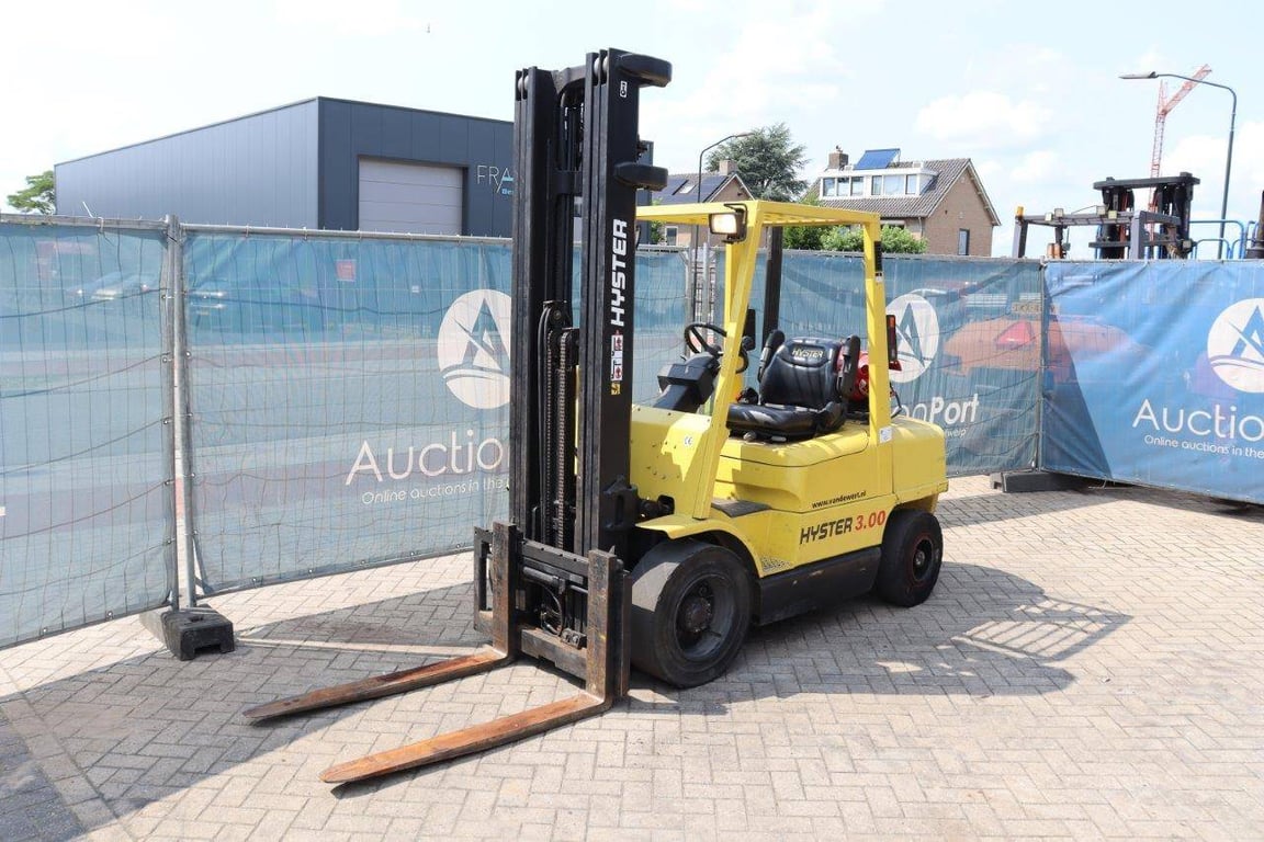 Forklift Hyster H3.20XM LPG 2810kg 5.9m 1998 1998 H3.20XM 1998 1 Forklift image 8