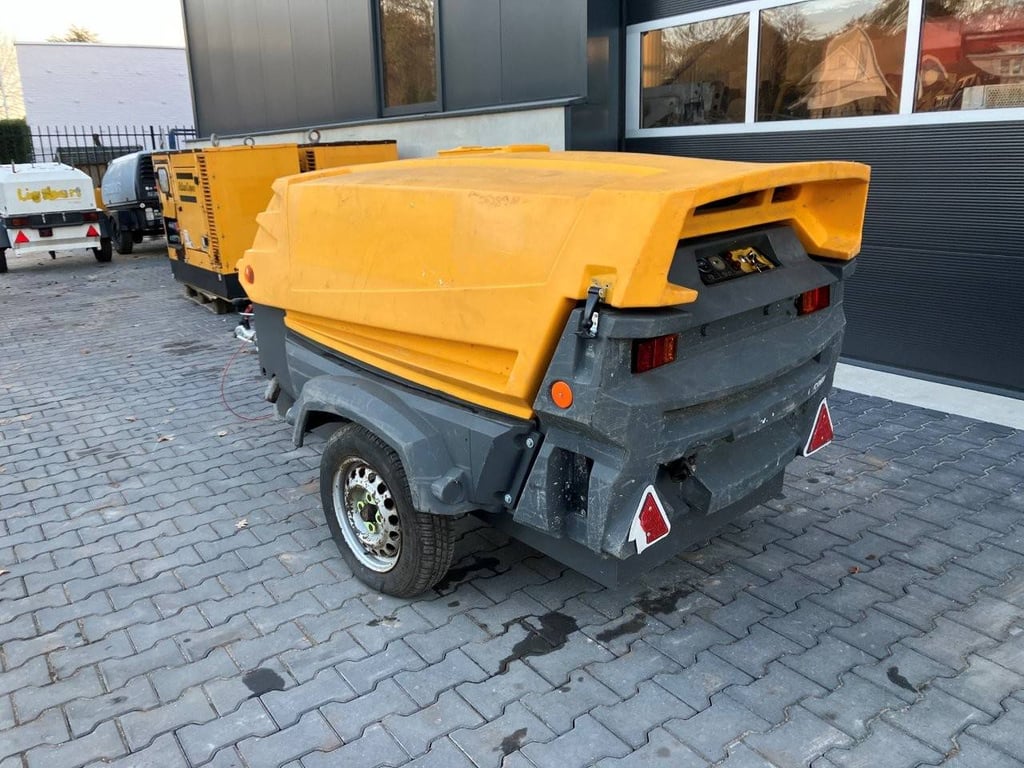 Compressor Atlas Copco QAS67KD Diesel 2011 2011 QAS67KD 2011 1 Compressors image 4