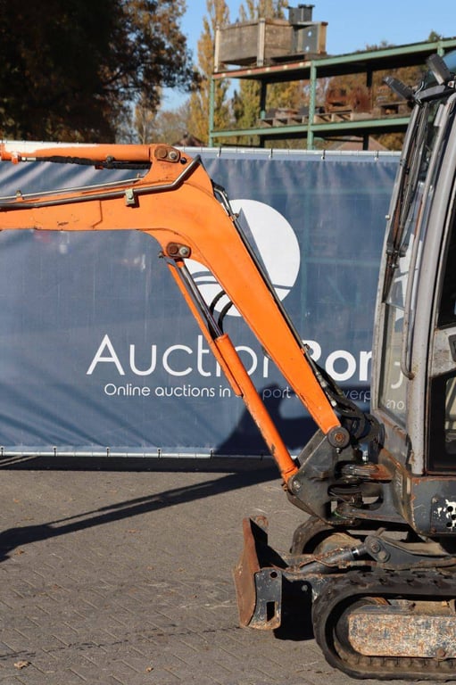 Mini excavator Hitachi ZX18 CLR Diesel 2009 2009 ZX18 CLR 2009 1 image 11