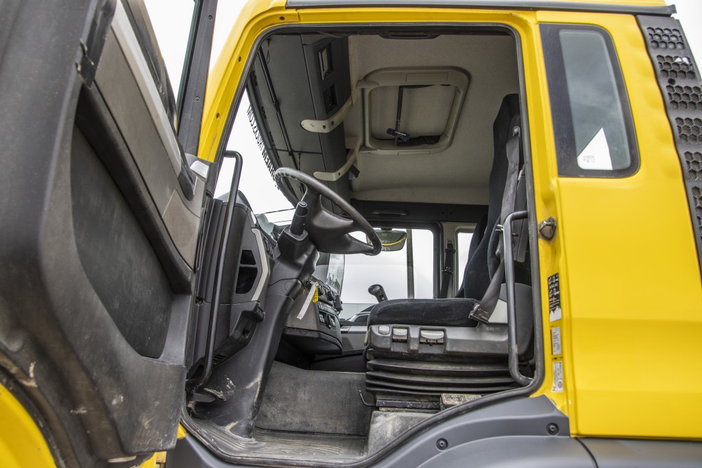 MAN TGS 18.360 BLS 4X4 + SEMI MIXER 10M3 2011 E56026 TGS 18.360 BLS 4X4 + SEMI MIXER 10M3 2011 1 image 5