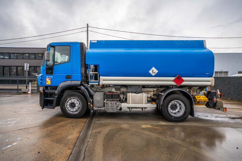 IVECO STRALYS 270 +ALU 13.000L/3COMP. 2004 E65218 STRALYS 270 +ALU 13.000L/3COMP. 2004 1 image 7
