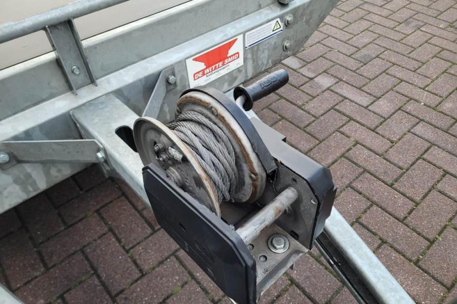 Saris C2700 2 Axel Trailer, Maximum payload: 2045 kg, In 2019 SARIS - C2700 - 62372 Saris C2700 2 Axel Trailer, Maximum pa...