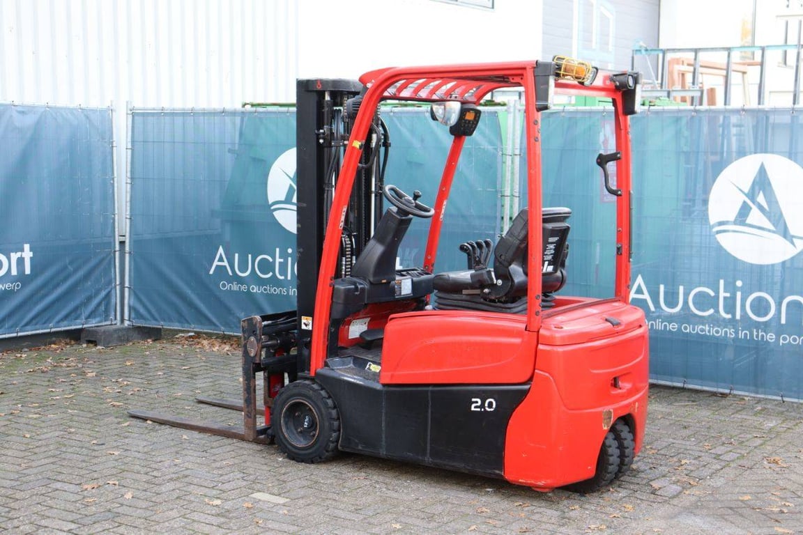 Hyster J2.0XNT MWB Electric Forklift 1520kg 4.6m 2013 2013 J2.0XNT MWB 2013 1 Forklift image 3