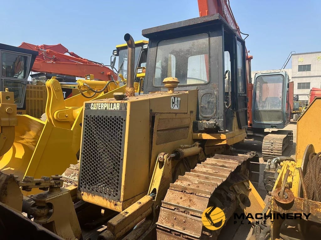 D4C Caterpillar Used Bulldozer good price D4C 2017 1 Dozers image 5